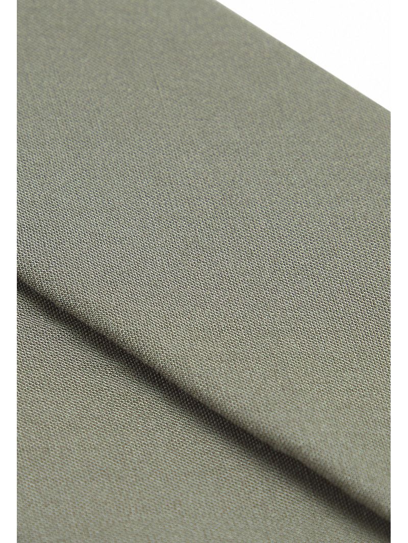 label-3